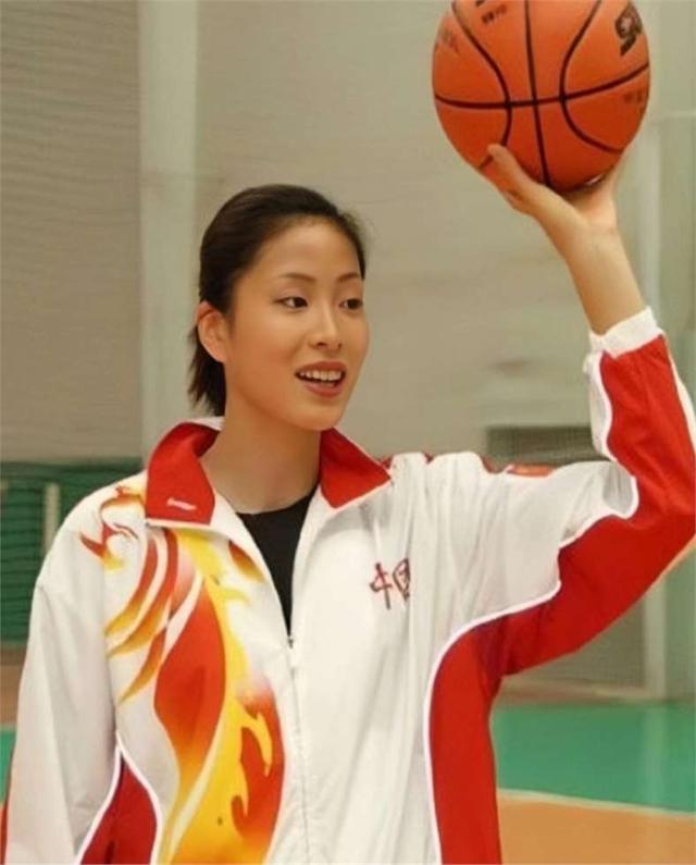 关于亚洲新晋篮球天才崭露头角，挑战国际巨星的信息