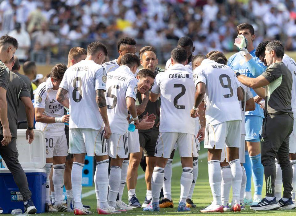 皇马遭遇惨败，悲剧收场