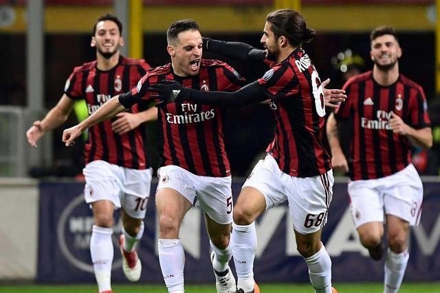 包含AC米兰客场逼平桑普多利亚继续不败的词条