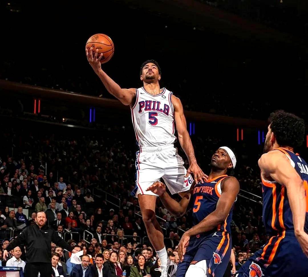 新秀突破表现,成为球队胜利的关键 新秀突破表现,成为球队胜利的关键