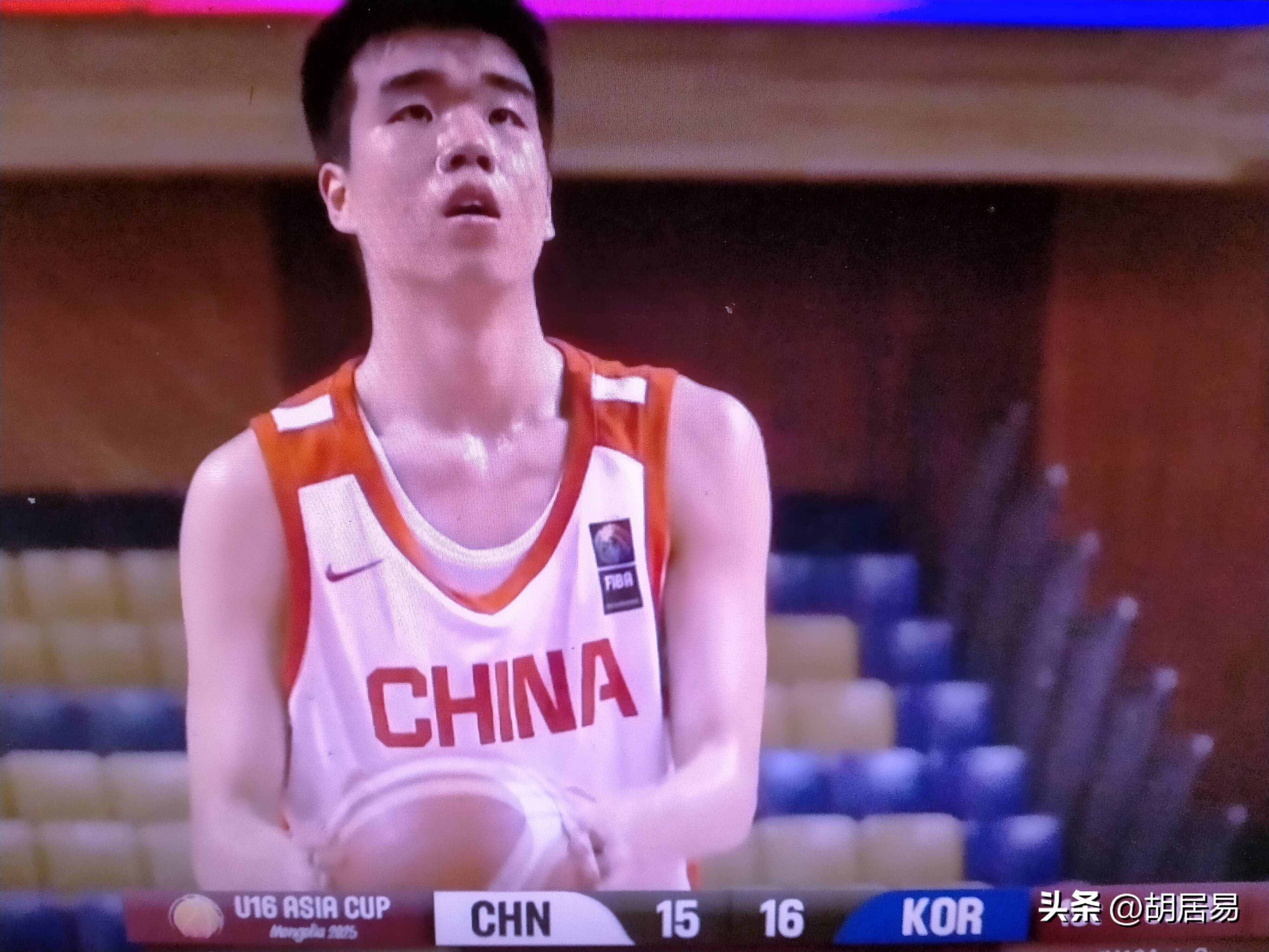 冷门频出!CBA战况跌宕起伏 冷门频出!CBA战况跌宕起伏