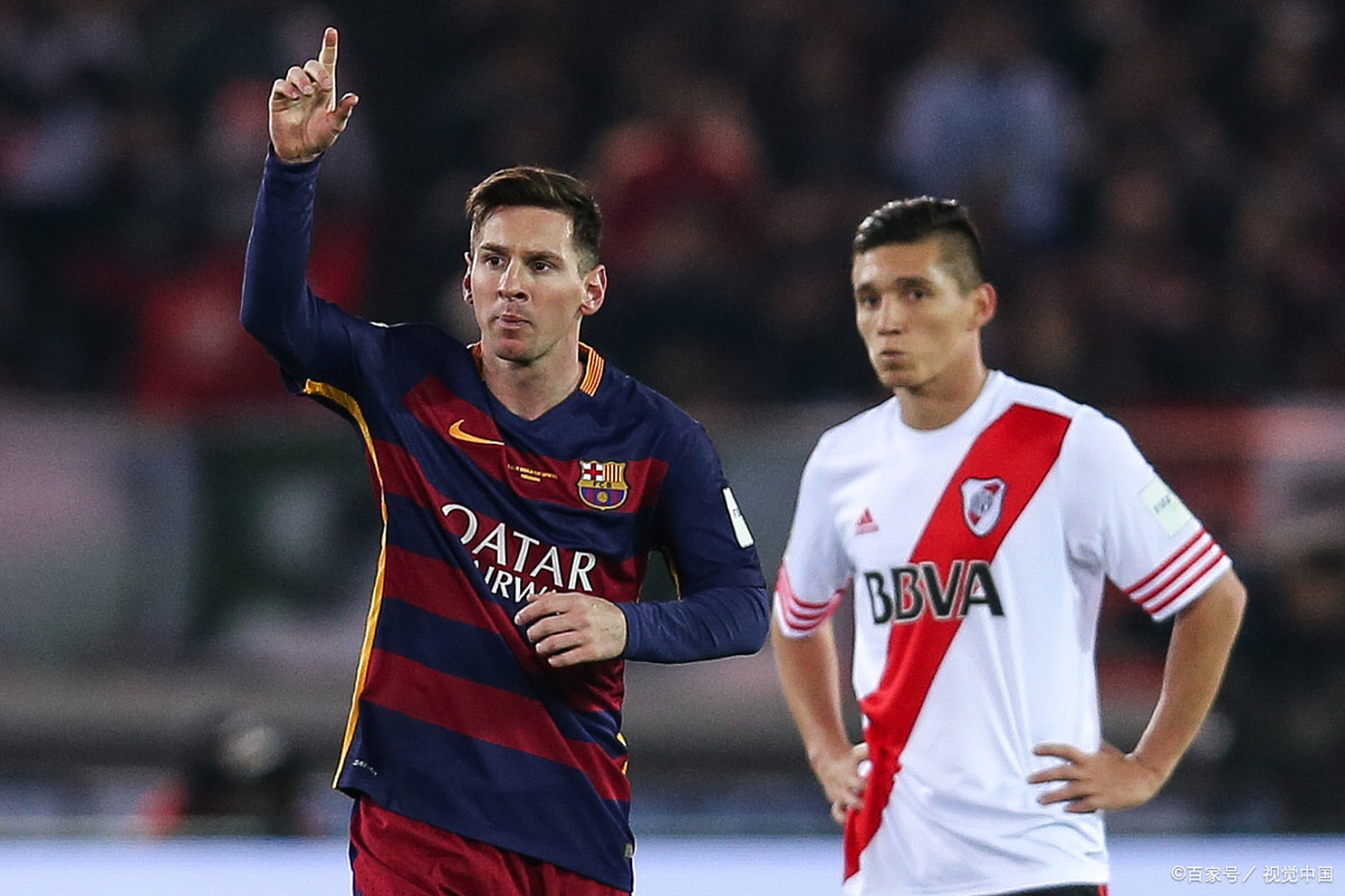 曼联鏖战克罗地亚，莱万高光表现