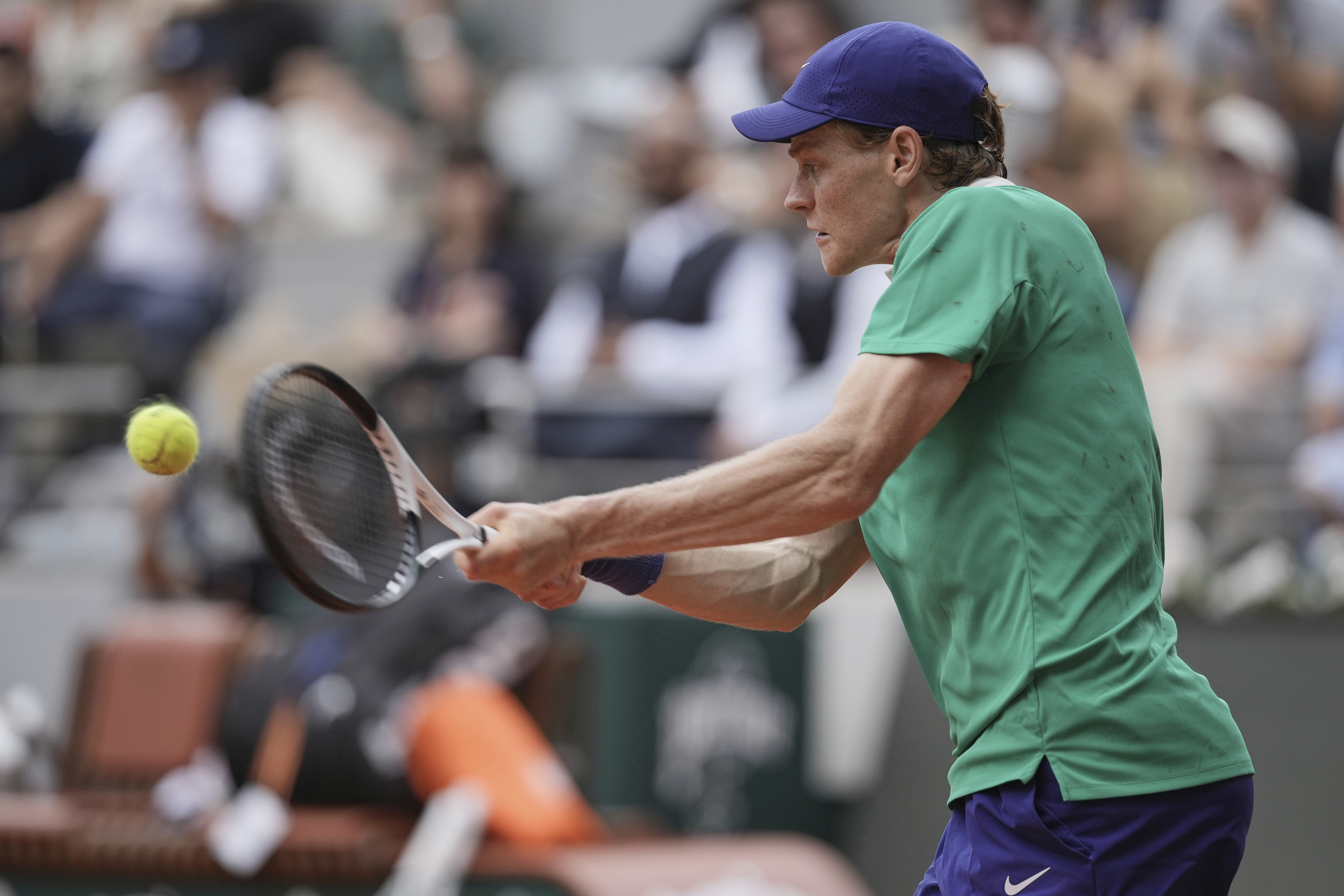 美网翻盘法网，辛纳点燃赛场