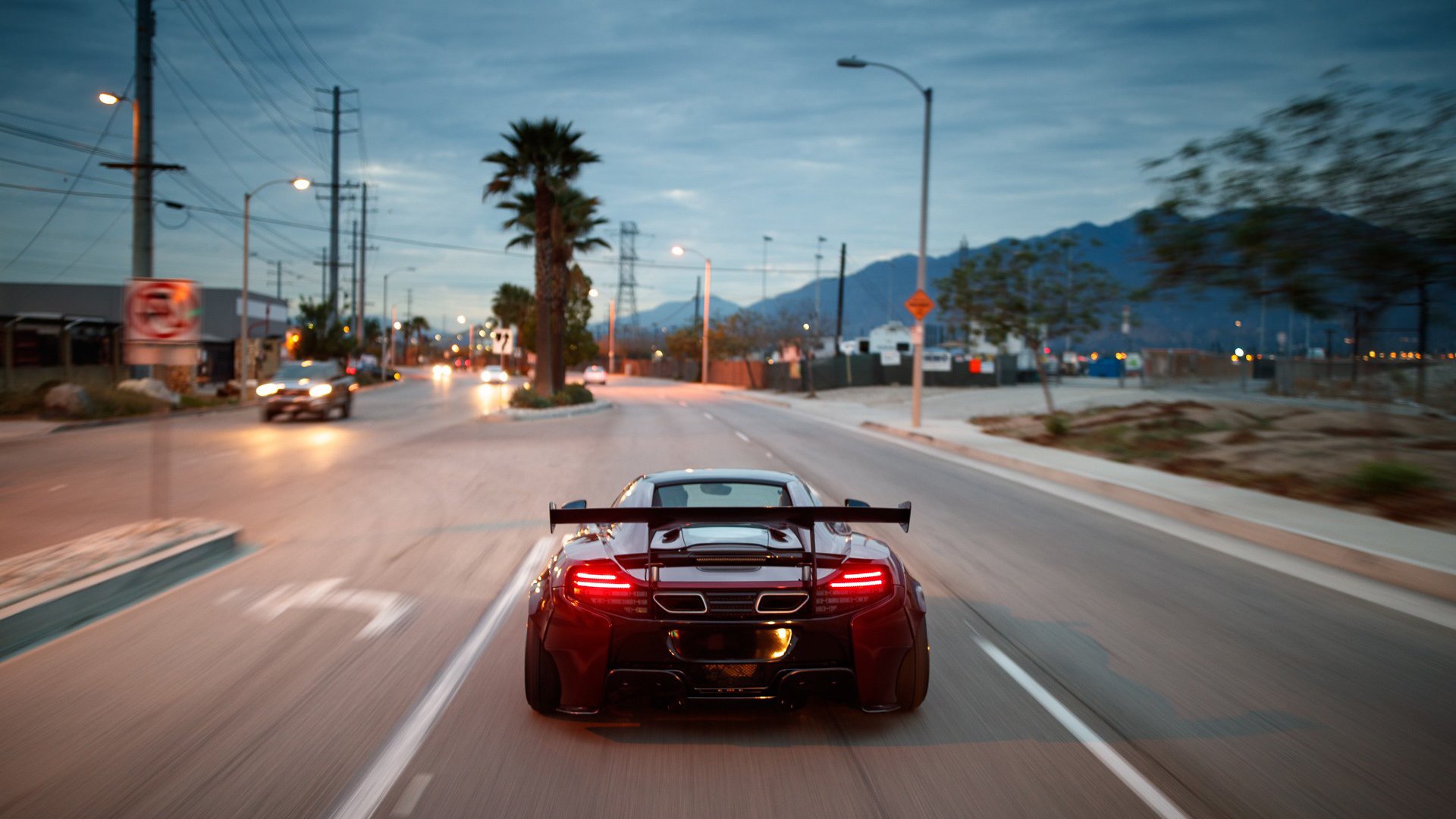 青涩魔术难敌铁血灰熊，班凯罗逆境绽放显领袖锋芒