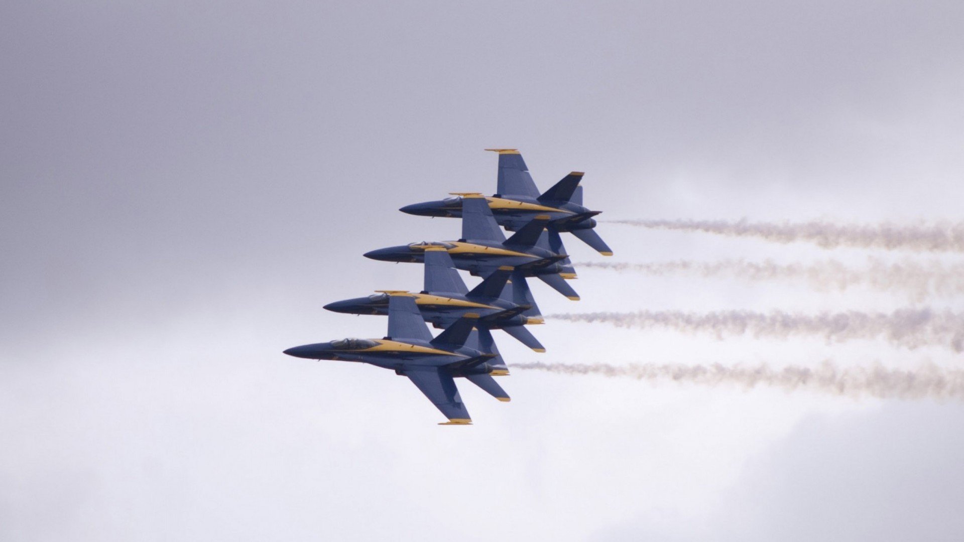 金线编织绿茵，卡瓦哈尔的节奏艺术与年度焦点之夜的隐形王冠