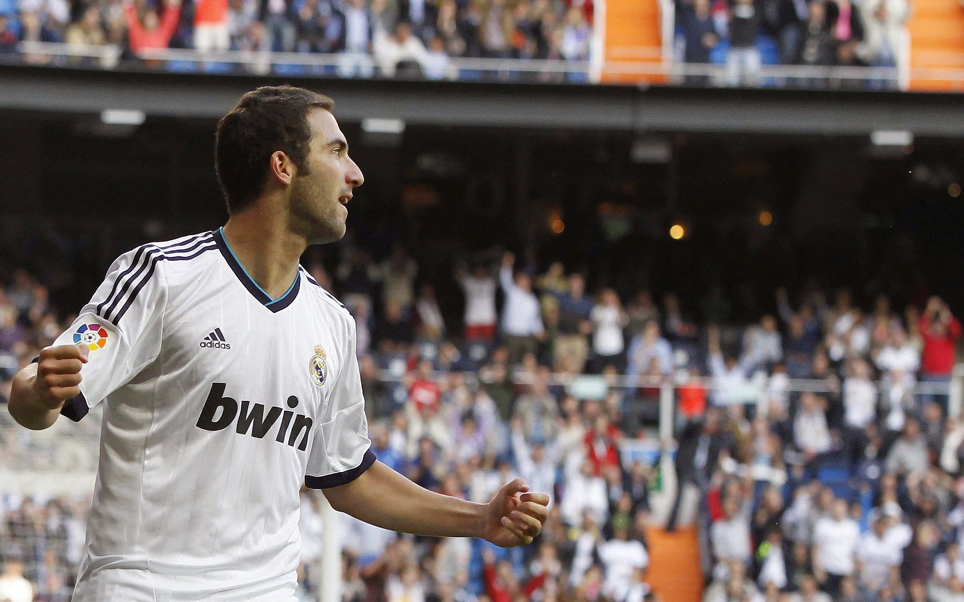 玻利维亚爆冷险胜法国，德里赫特关键先生主宰赛场