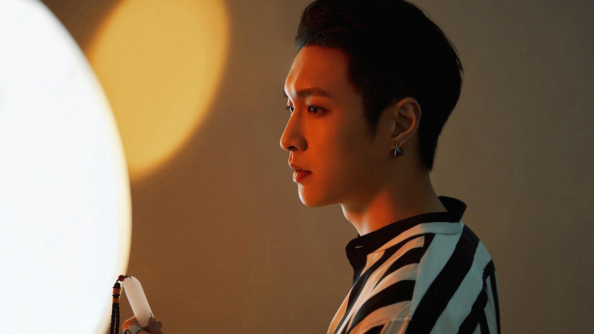 双城记，当深圳的坚韧照亮尼克斯的征途—两种篮球，一种逆袭精神